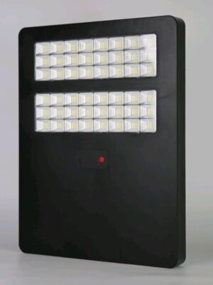 300 WATT SOLAR ALL IN ONE STREET LIGHT